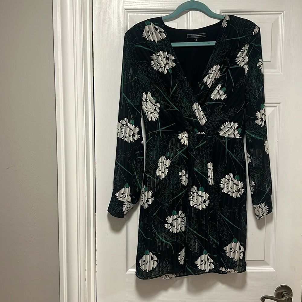 Bcbgmaxazria long sleeve floral dress Medium new
